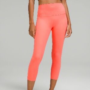 Lululemon High Rise Crop